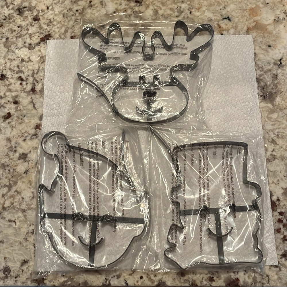 Solid Large Metal Cookie Cutters Set of 3 (Elf/Reindeer/Showman) NWOT